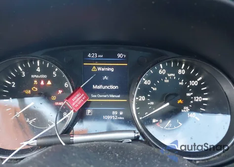 2018 Nissan Rogue S z USA, uszkodzony, nr VIN KNMAT2MVXJP573025